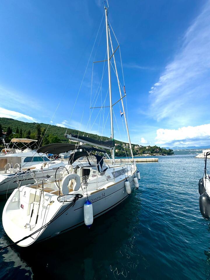 Photo #9 - Oceanis 34 (Finia) en Opatija - 41259