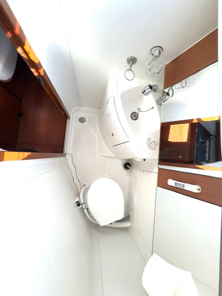 Photo #17 - Oceanis 34 (Finia) en Opatija - 41259