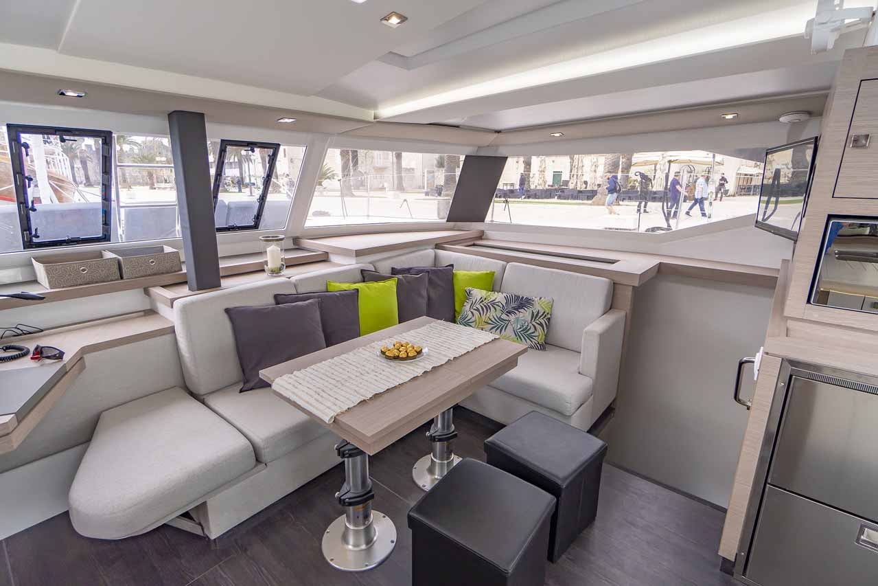 Photo #14 - Fountaine Pajot Astrea 42 - 4 + 2 cab. (Mojo) in Pula - 41329