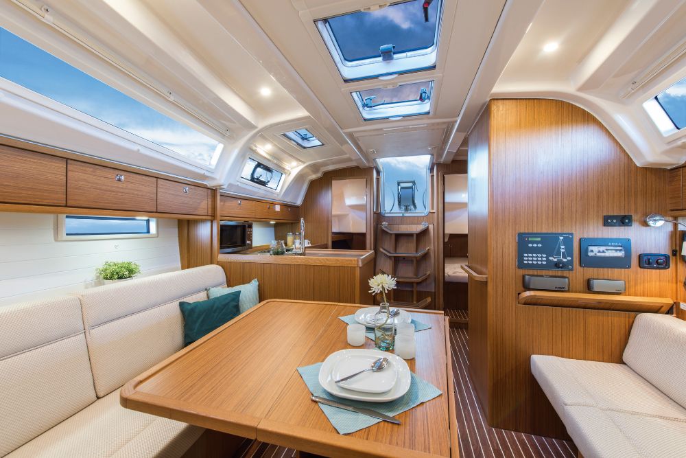 Photo #13 - Bavaria Cruiser 37 - 3 cab. (Kristina) in Sukosan - 41337