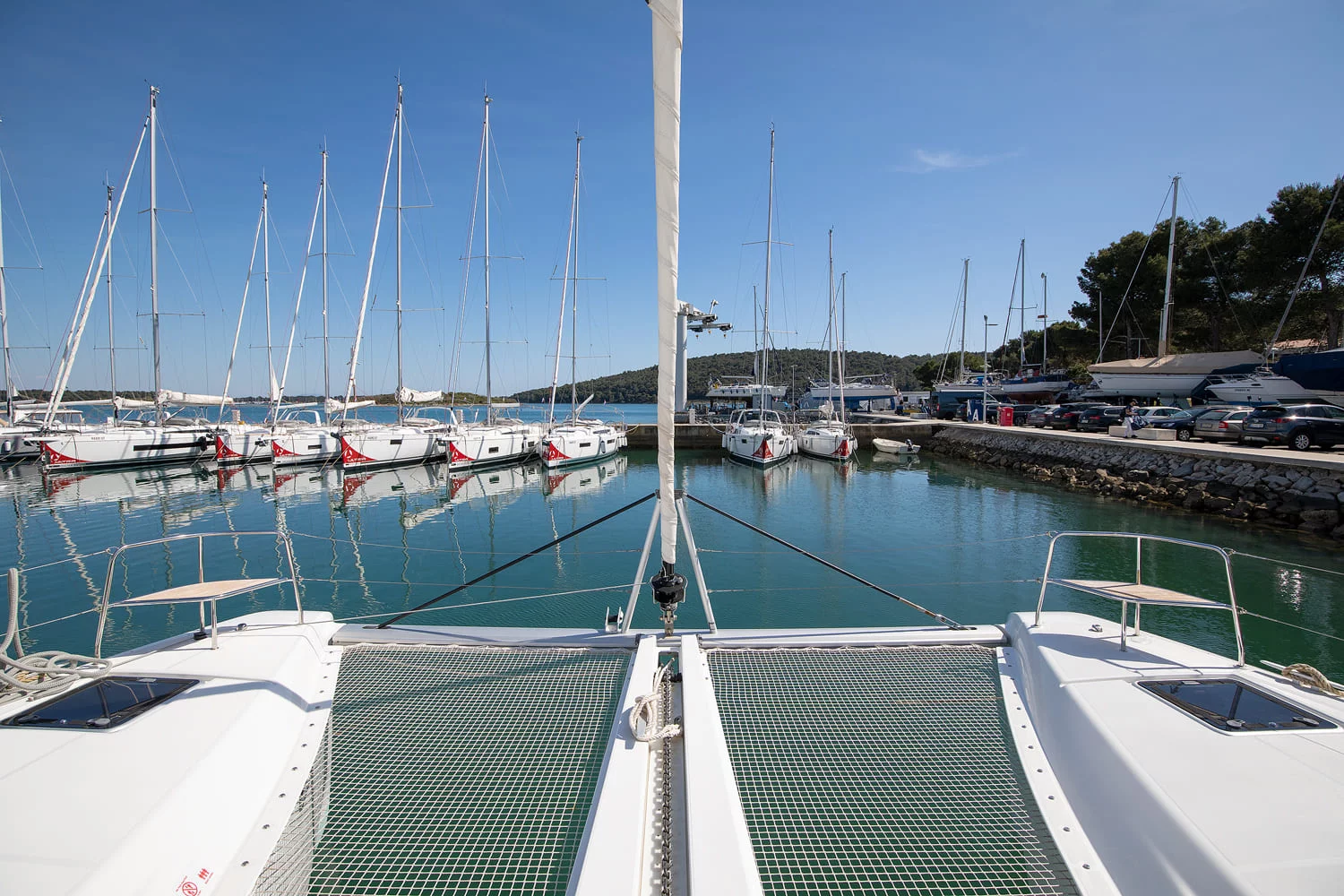 Lagoon 46 - 4 + 2 cab. (Long Island)  - 6