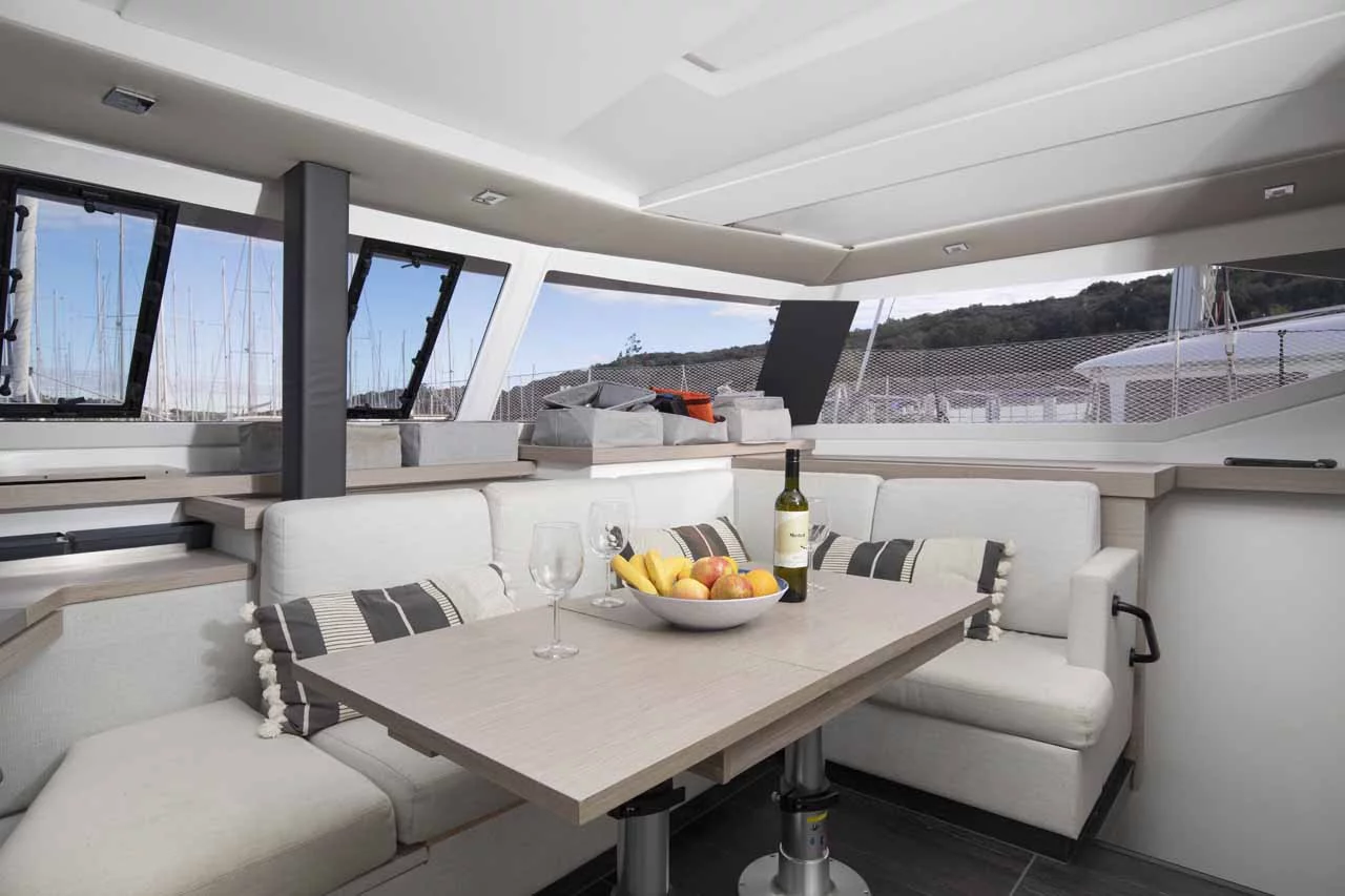 Fountaine Pajot Astrea 42 (Follow the Sun)  - 15