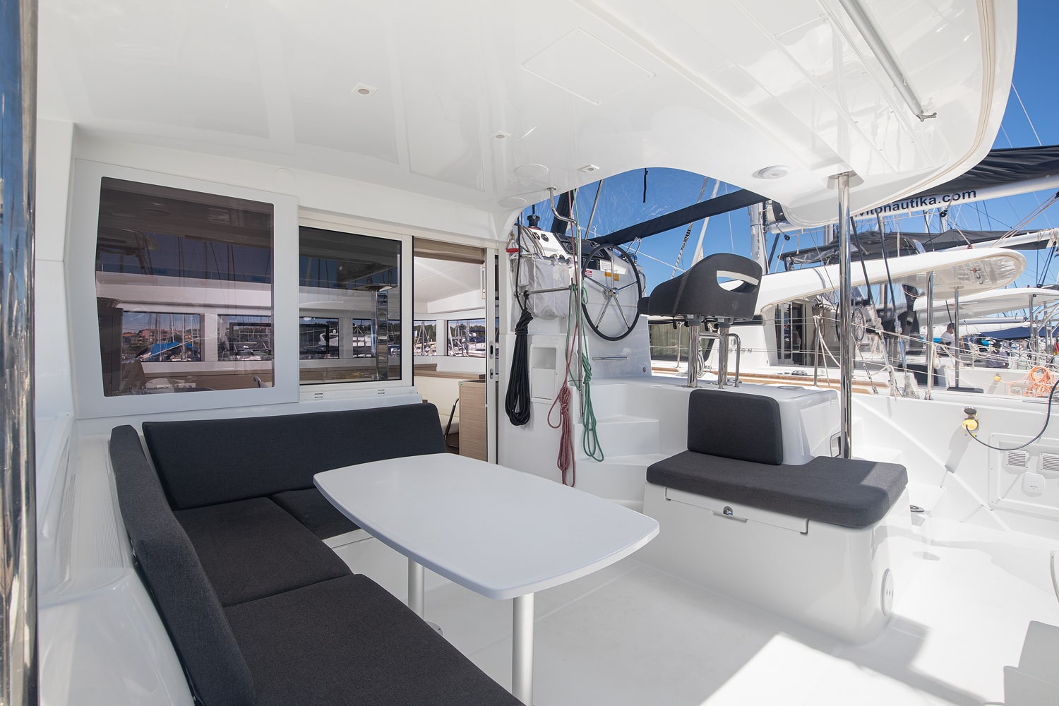 Photo #14 - Lagoon 40 - 4 + 2 cab (Mare Ipanema) in Pomer - 41366