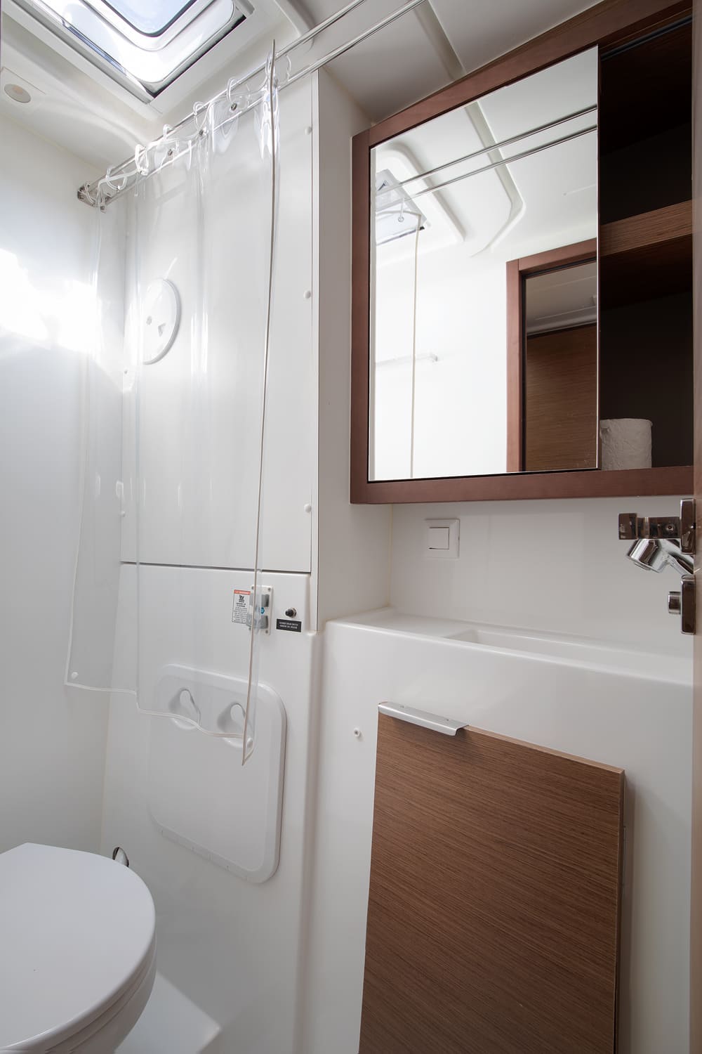 Photo #16 - Lagoon 40 - 4 + 2 cab (Mare Negroni) in Pomer - 41368