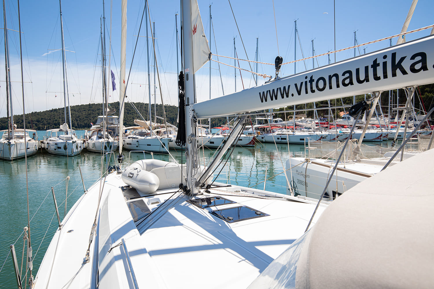 Photo #8 - Oceanis 46.1 - 4 cab. (Contessa di Mare) in Pomer - 41373