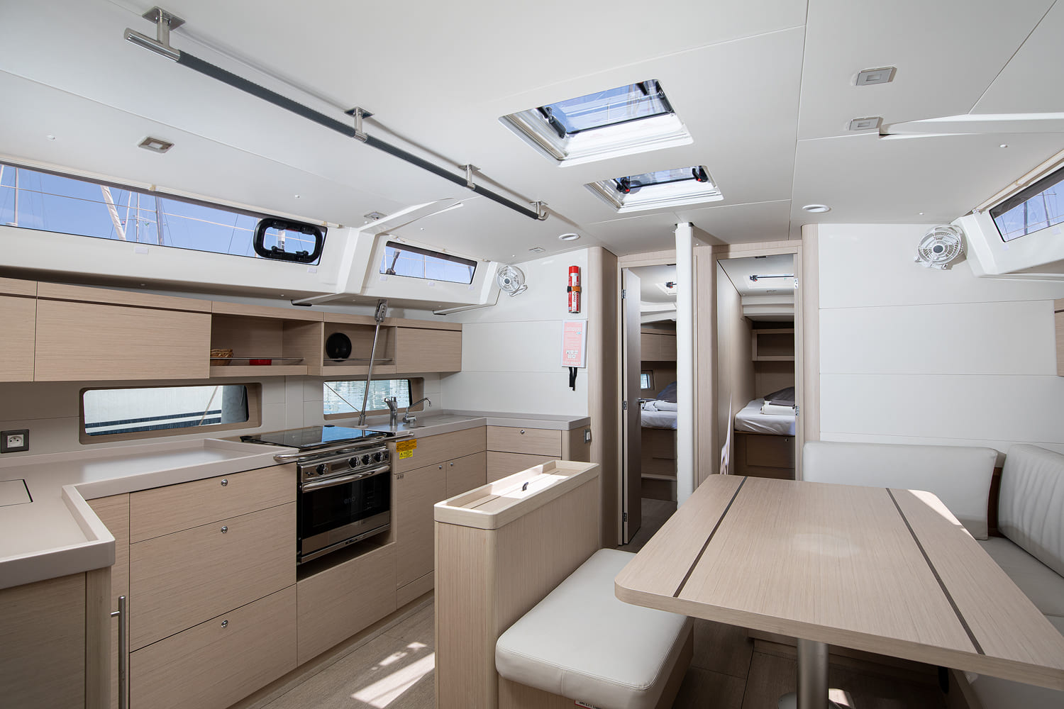 Photo #16 - Oceanis 46.1 - 4 cab. (Contessa di Mare) in Pomer - 41373