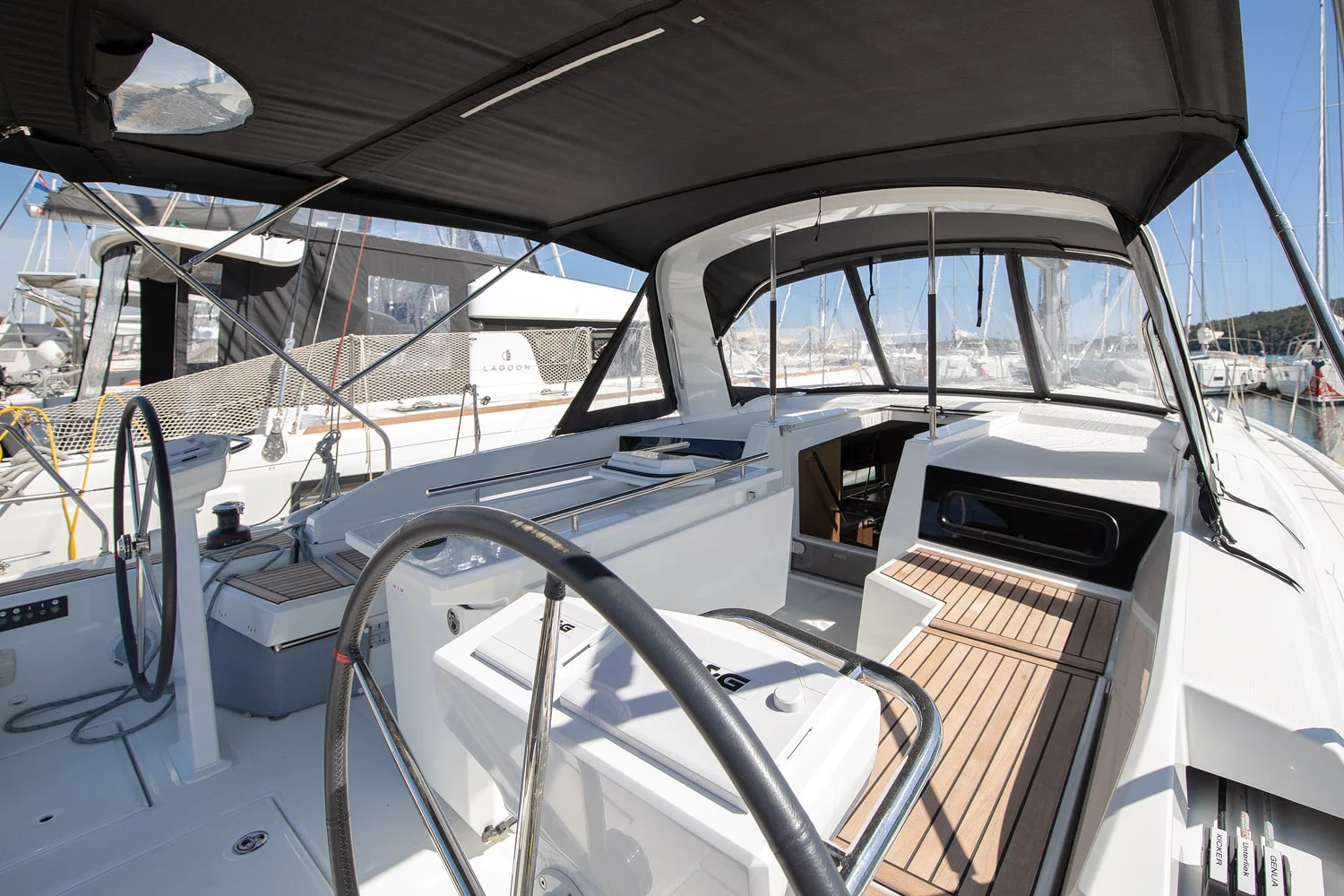 Oceanis 46.1 (Vento di Mare)  - 5