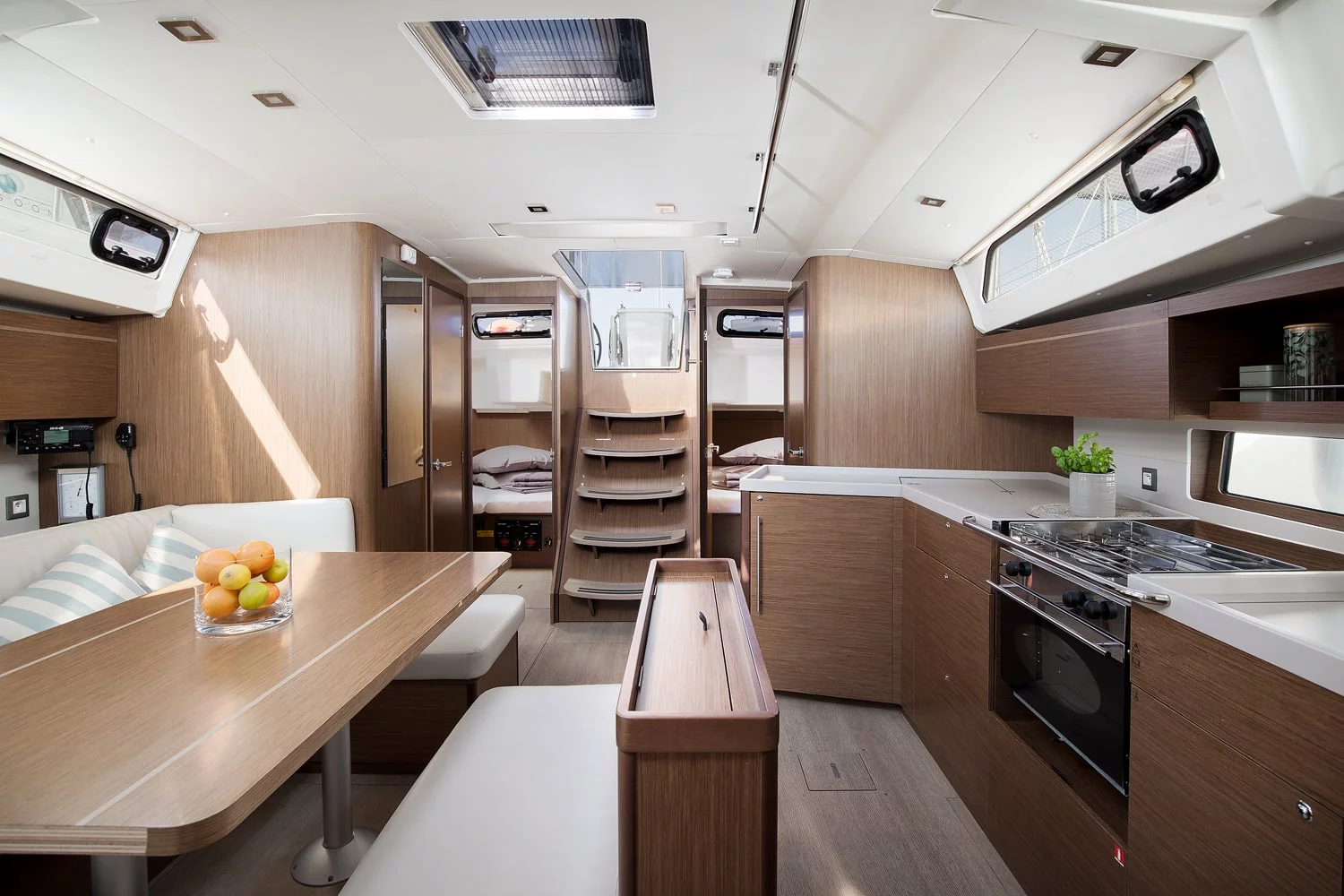Oceanis 46.1 (Vento di Mare)  - 12