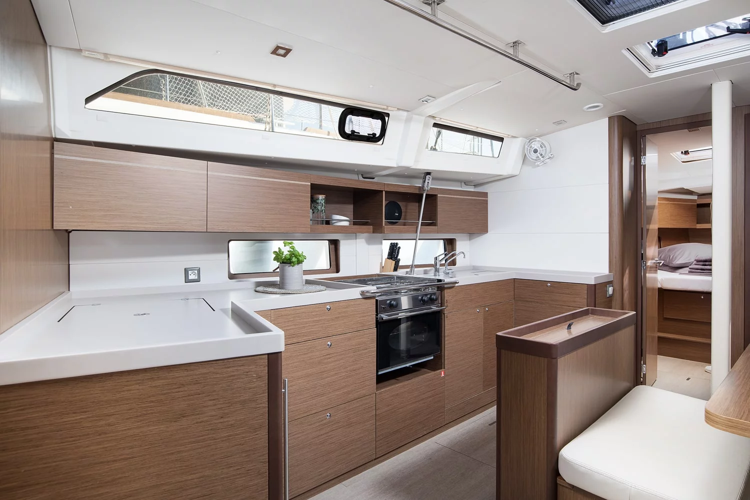 Oceanis 46.1 (Vento di Mare)  - 13