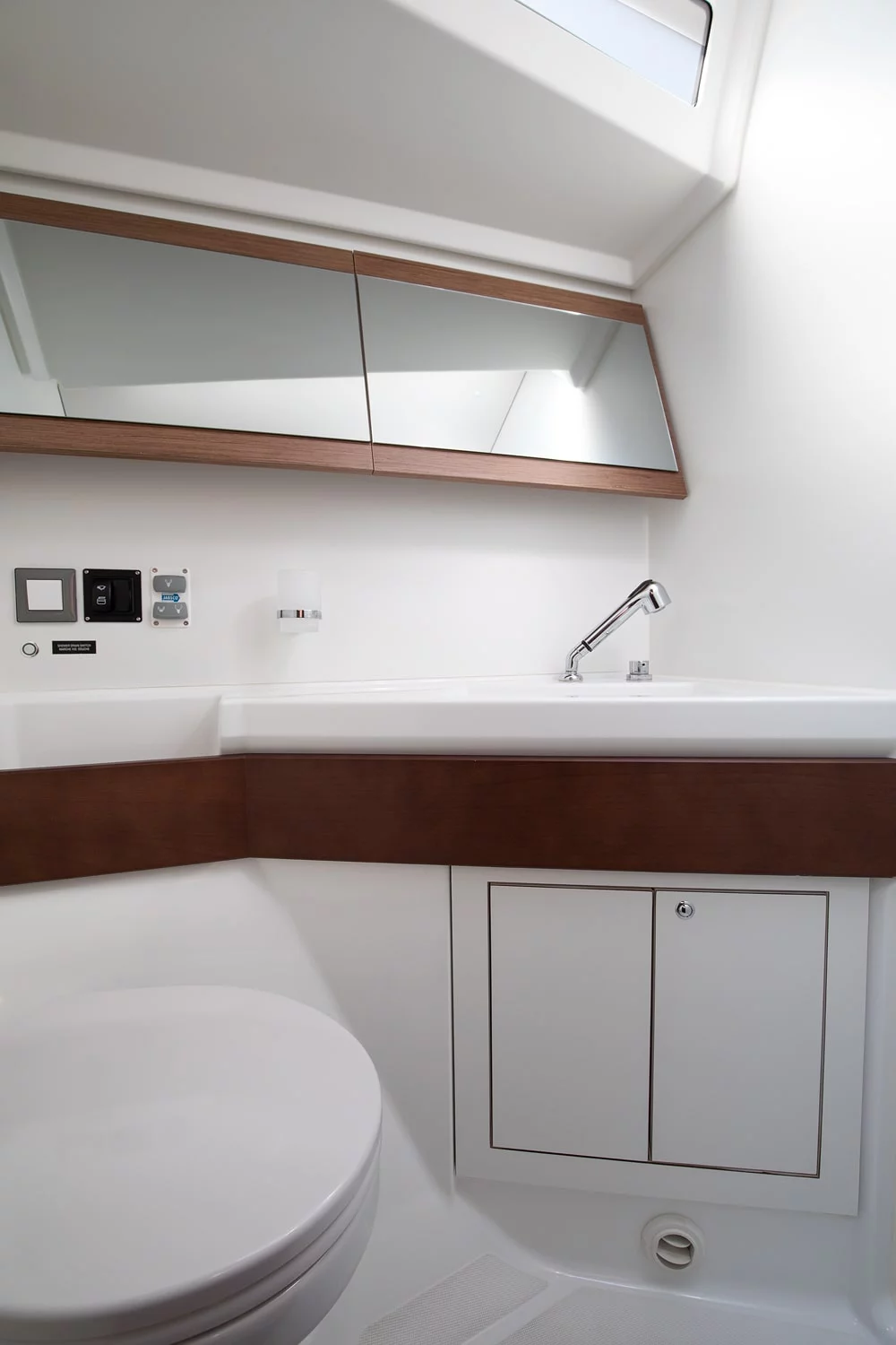 Oceanis 46.1 (Vento di Mare)  - 17