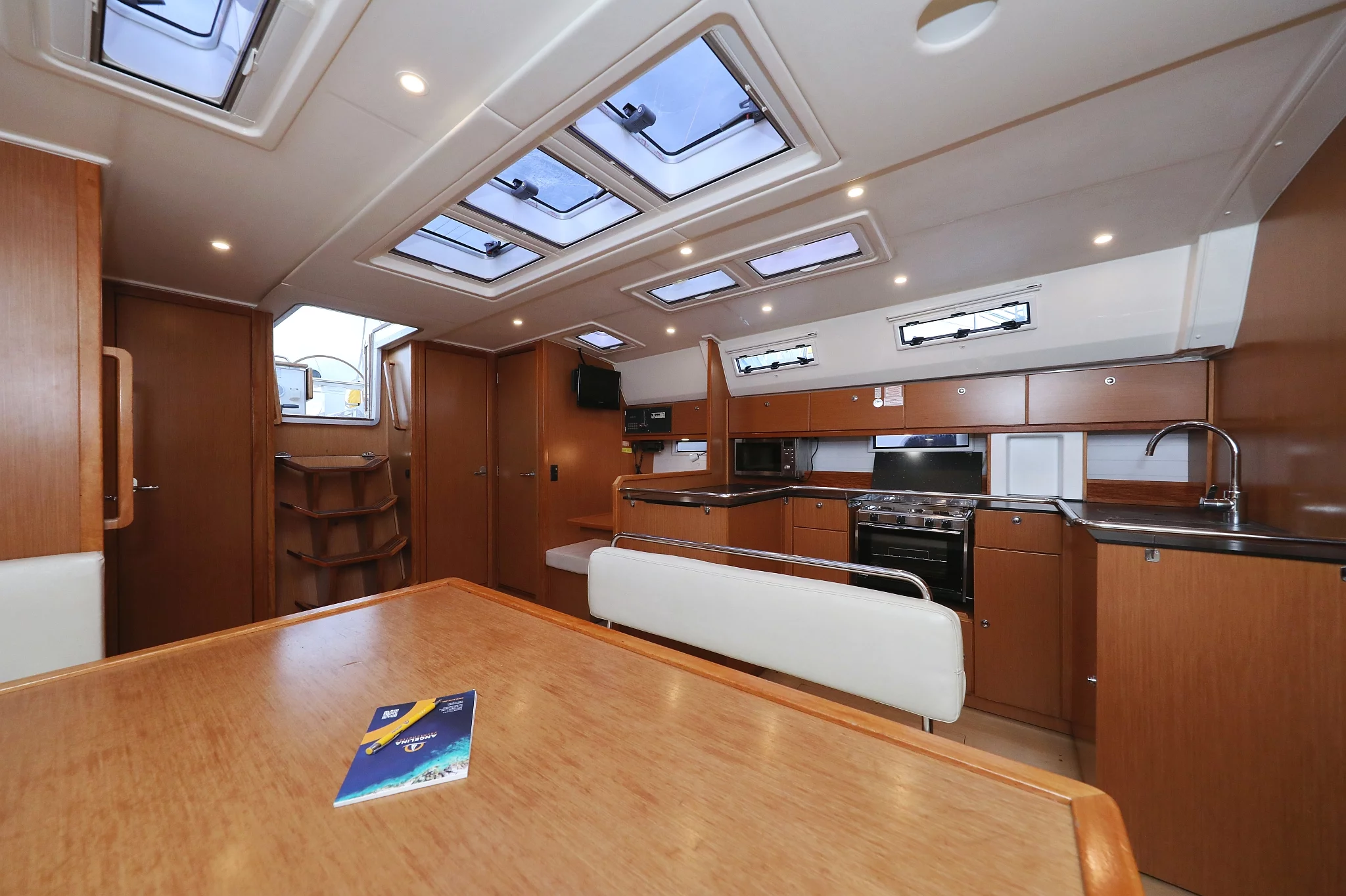 Bavaria Cruiser 50 (Siegal)  - 21