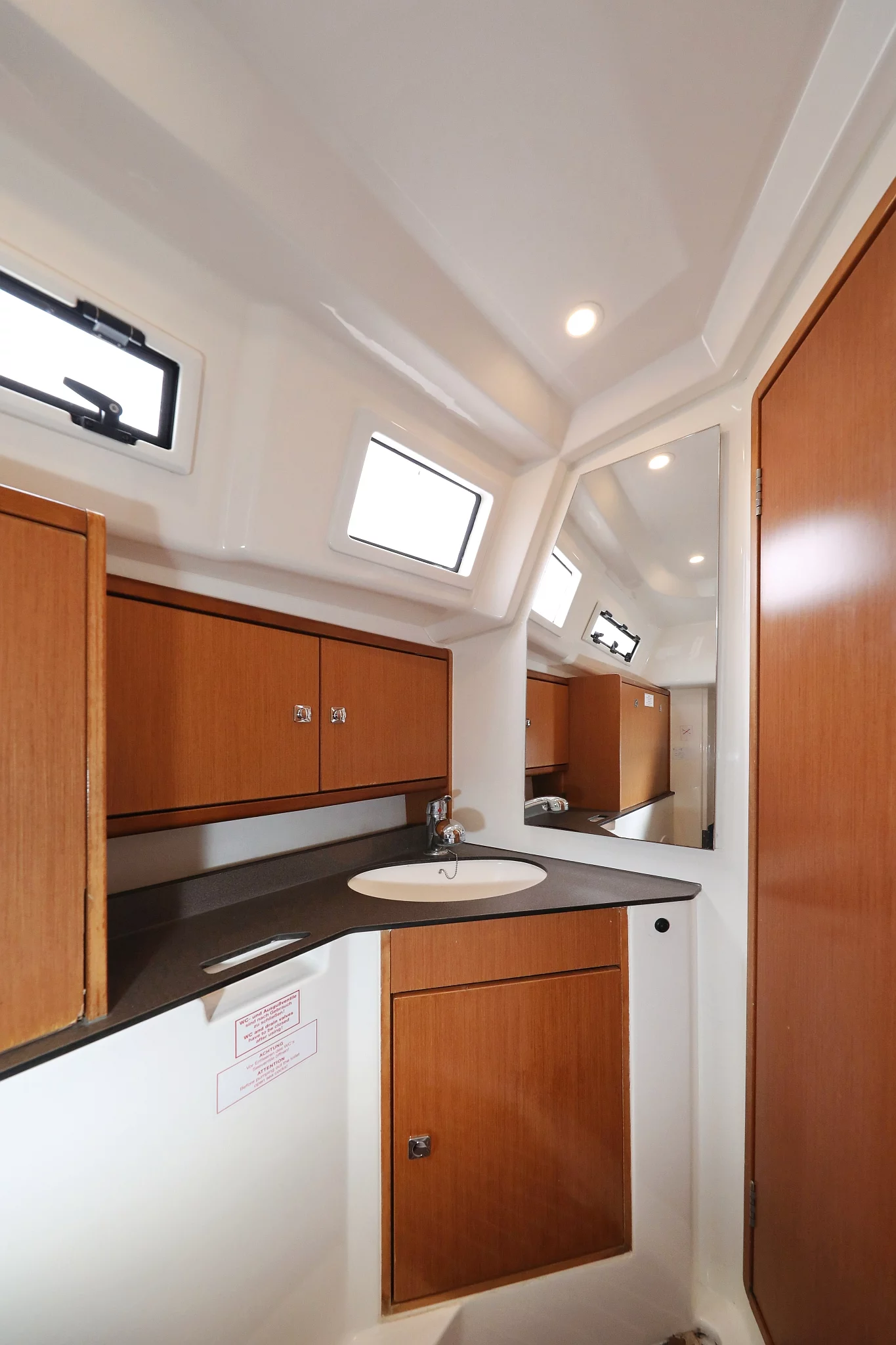 Bavaria Cruiser 33 (Homeoffice)  - 28