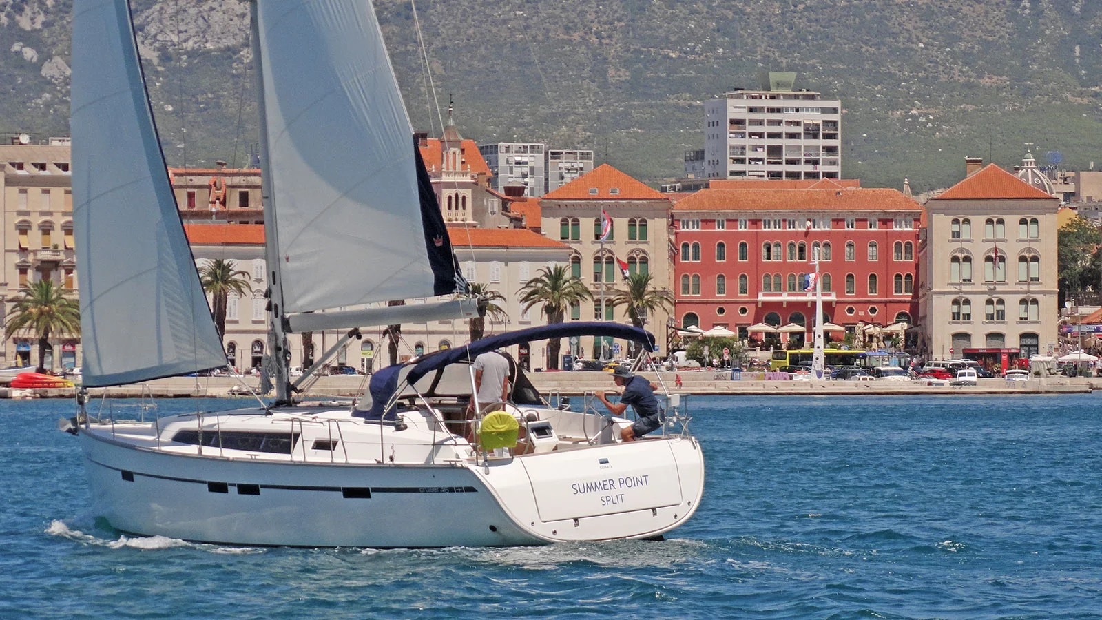 Bavaria Cruiser 46 - 4 cab. (Summer Point)  - 2