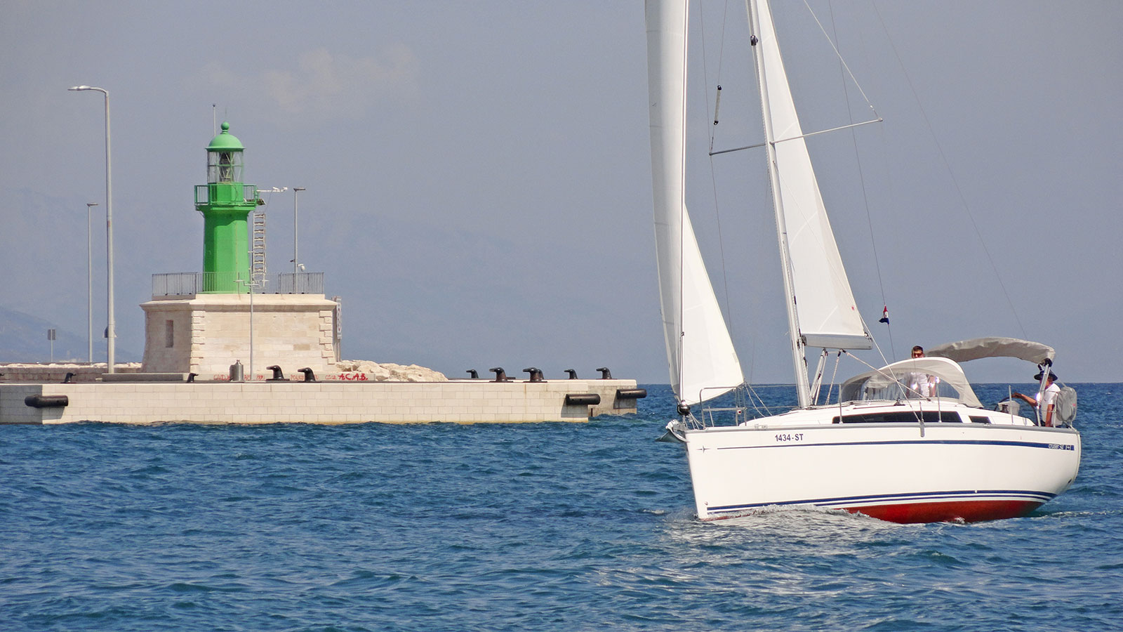 Photo #7 - Bavaria Cruiser 34 (Tonkica) in Split - 41413