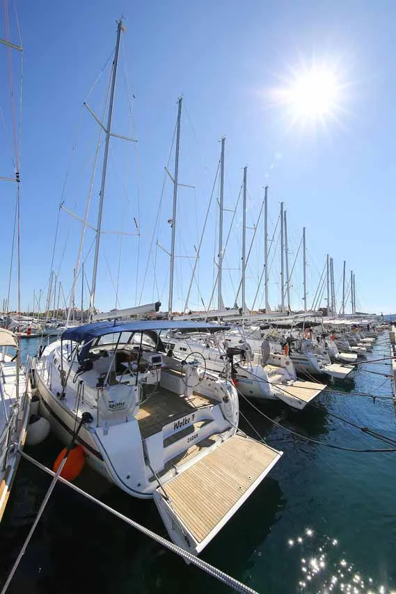 Bavaria Cruiser 45 - 4 cab. (Wolke 7)  - 2
