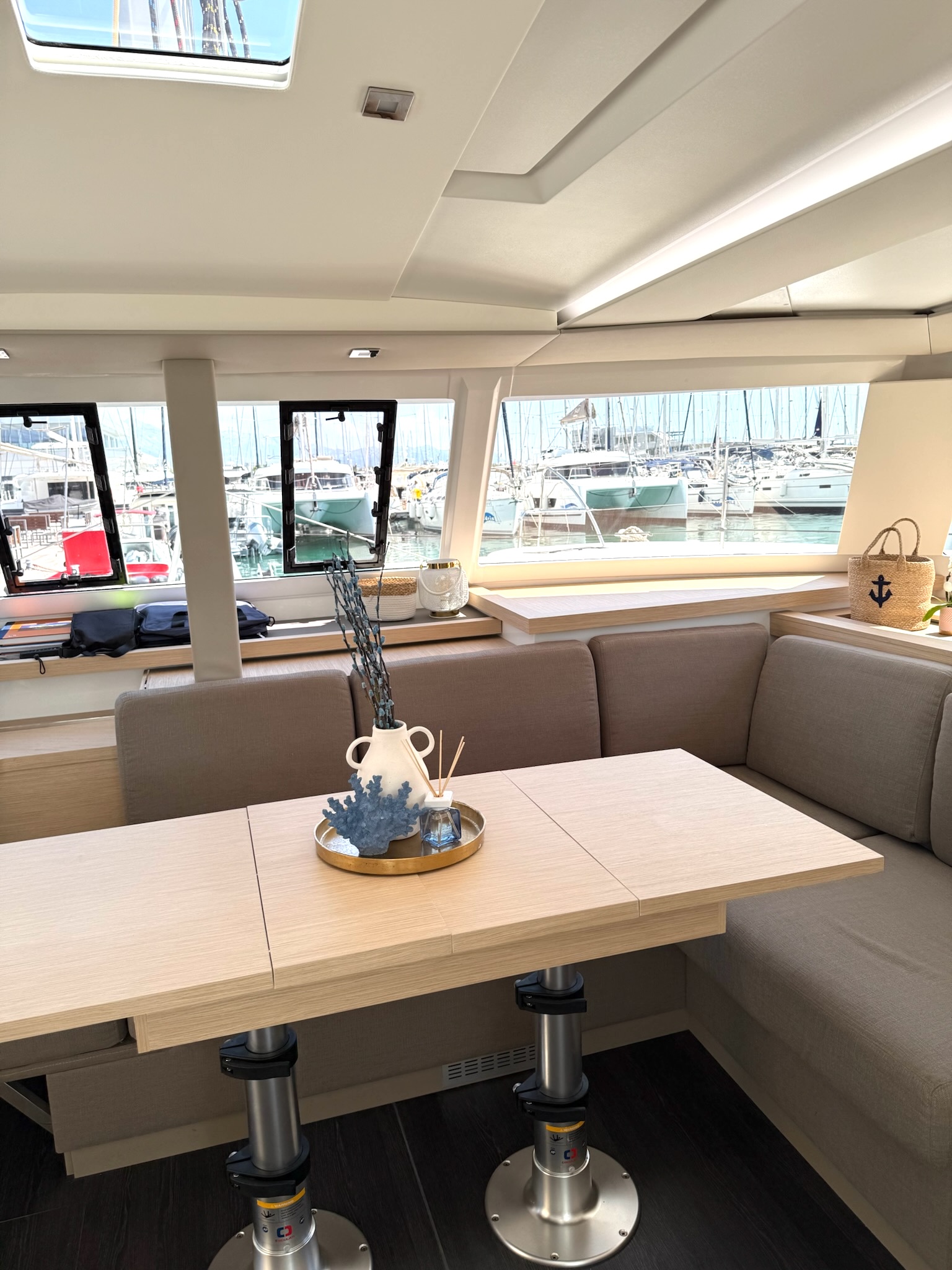 Photo #22 - Fountaine Pajot Astrea 42 - 4 + 2 cab. (Ocean Allure) in Kastela - 41522