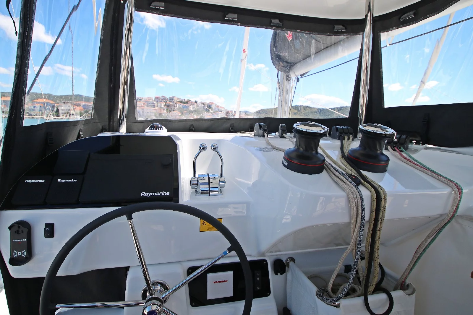 Lagoon 43 - 3 + 2 cab. (Solution)  - 2