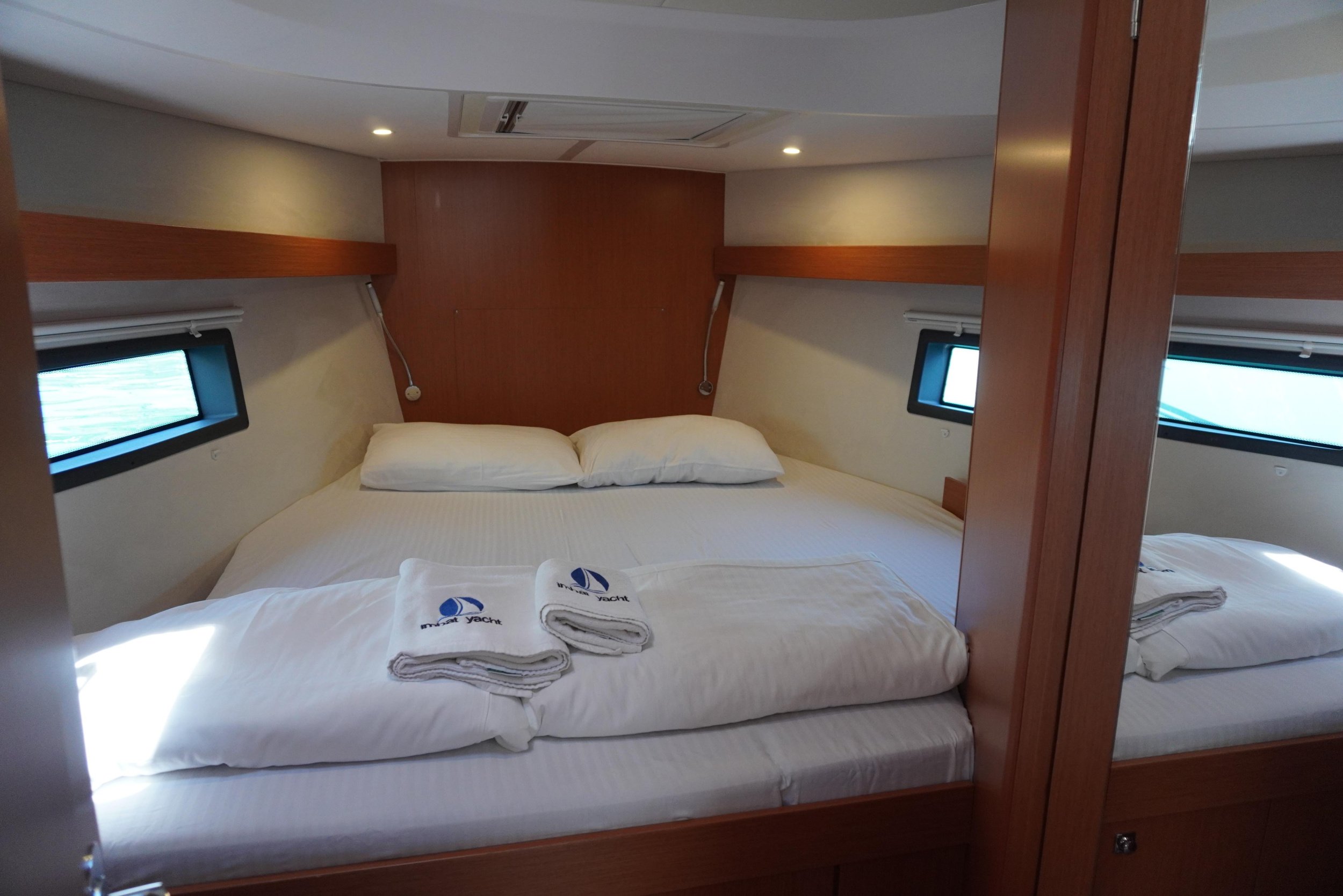 Photo #11 - Bavaria C42 (Alara 3) en Fethiye - 41539