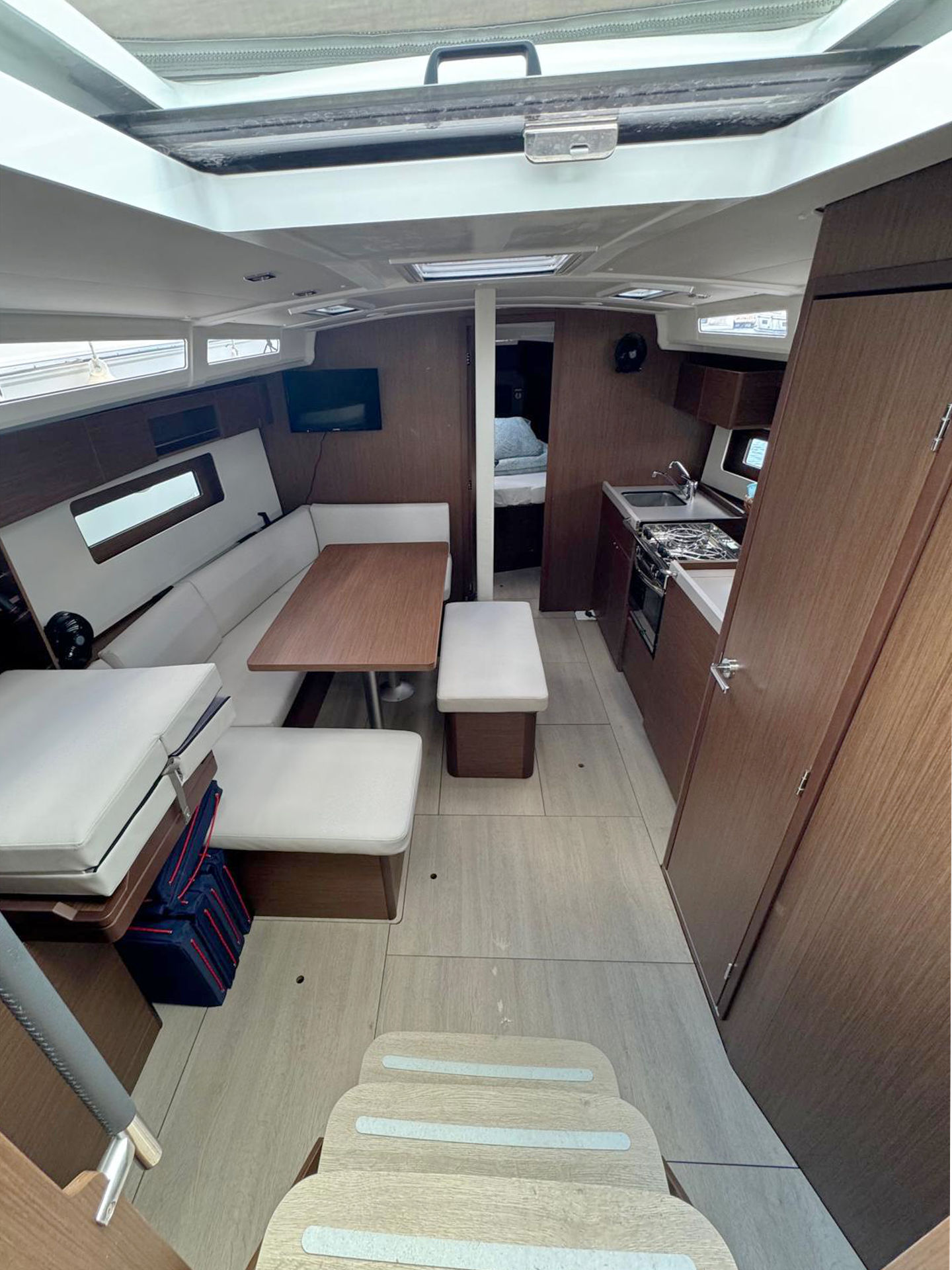 Photo #10 - Oceanis 37.1 (Katja) in Biograd - 41561