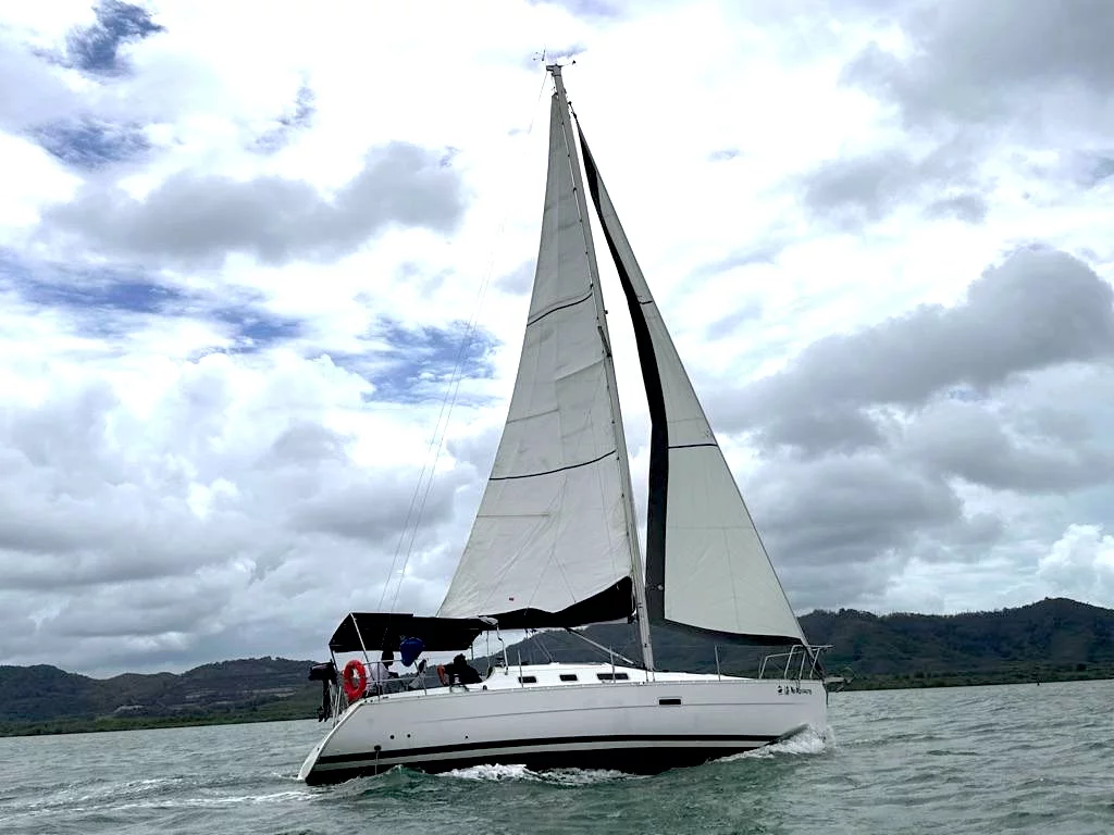 Oceanis Clipper 323 (No regrets)  - 6
