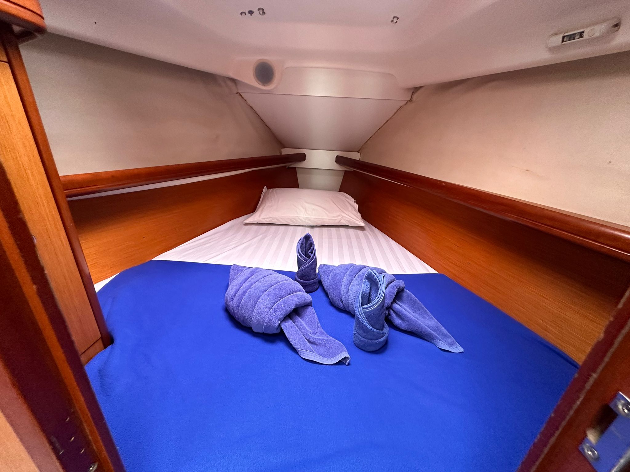 Photo #9 - Oceanis Clipper 323 (No regrets) in Phuket - 41564