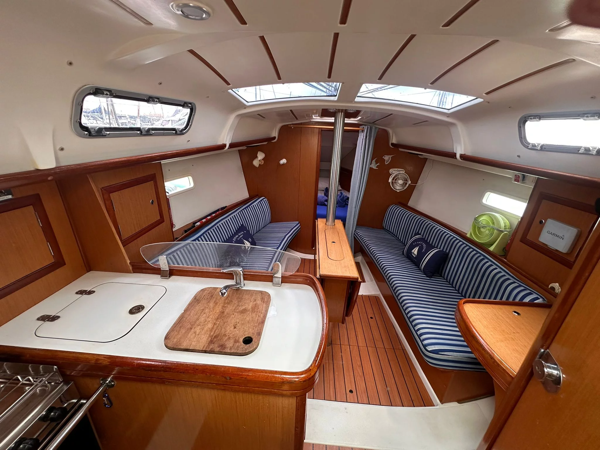 Oceanis Clipper 323 (No regrets)  - 10