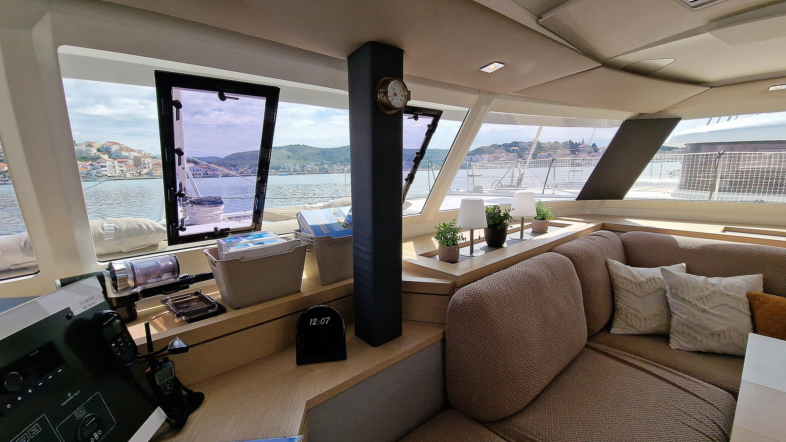 Photo #4 - Fountaine Pajot Saona 47 Quintet - 5 + 1 cab. (Felicia) in rogoznica - 41565