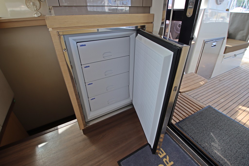 Photo #8 - Fountaine Pajot Saona 47 Quintet - 5 + 1 cab. (Felicia) in rogoznica - 41565