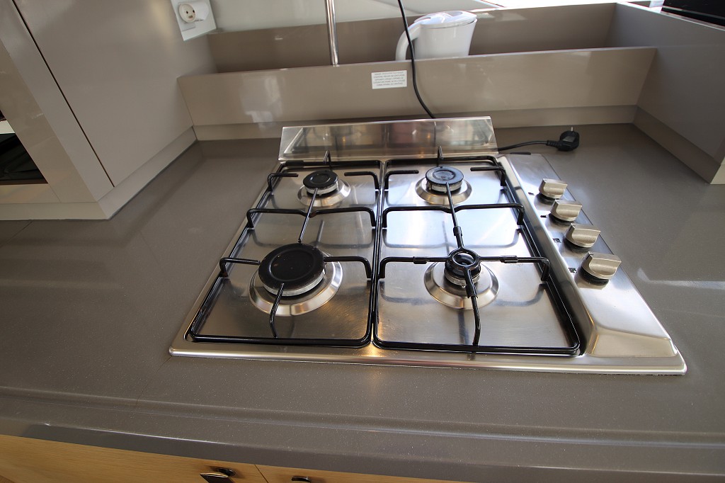 Photo #10 - Fountaine Pajot Saona 47 Quintet - 5 + 1 cab. (Felicia) in rogoznica - 41565