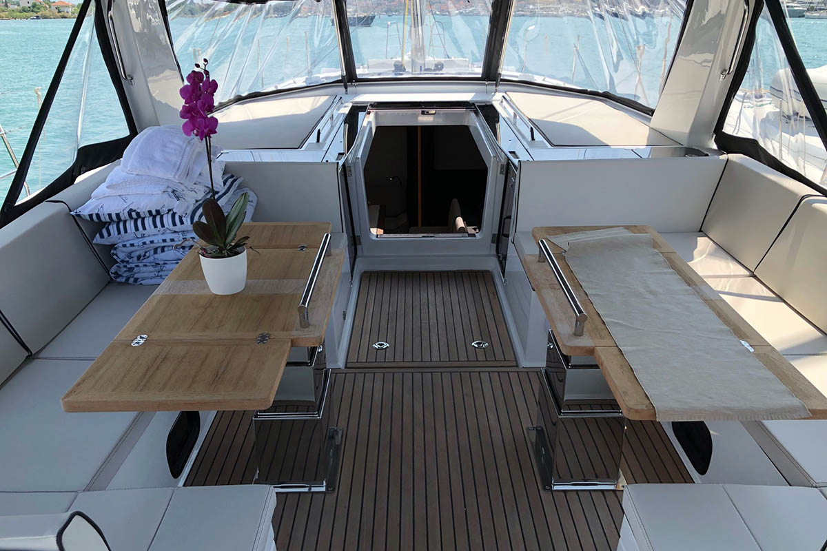 Photo #9 - Oceanis Yacht 62 - 4 + 1 (Thora Helen) in Trogir - 41596