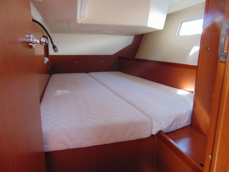 Photo #4 - Oceanis 45 - 4 cab. (Fantasy Planet) in Marsala - 41597