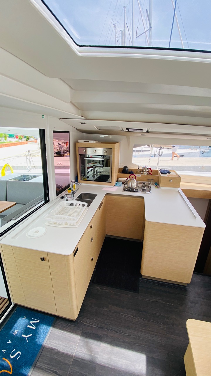 Photo #12 - Fountaine Pajot Astrea 42 - 4 + 1 cab. (Capella 1) en Fethiye - 41599