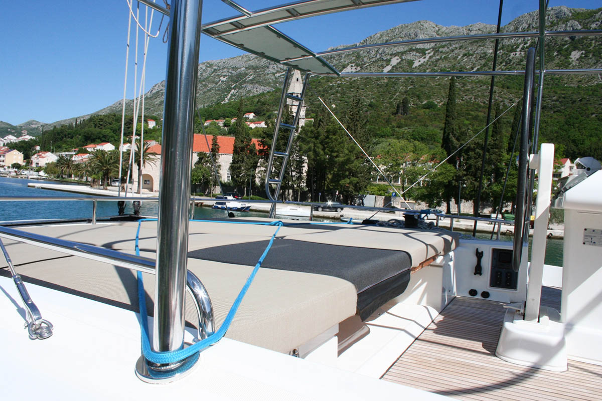 Photo #7 - Lagoon 52 F - 5 + 2 cab. (Saga) in Dubrovnik - 41612