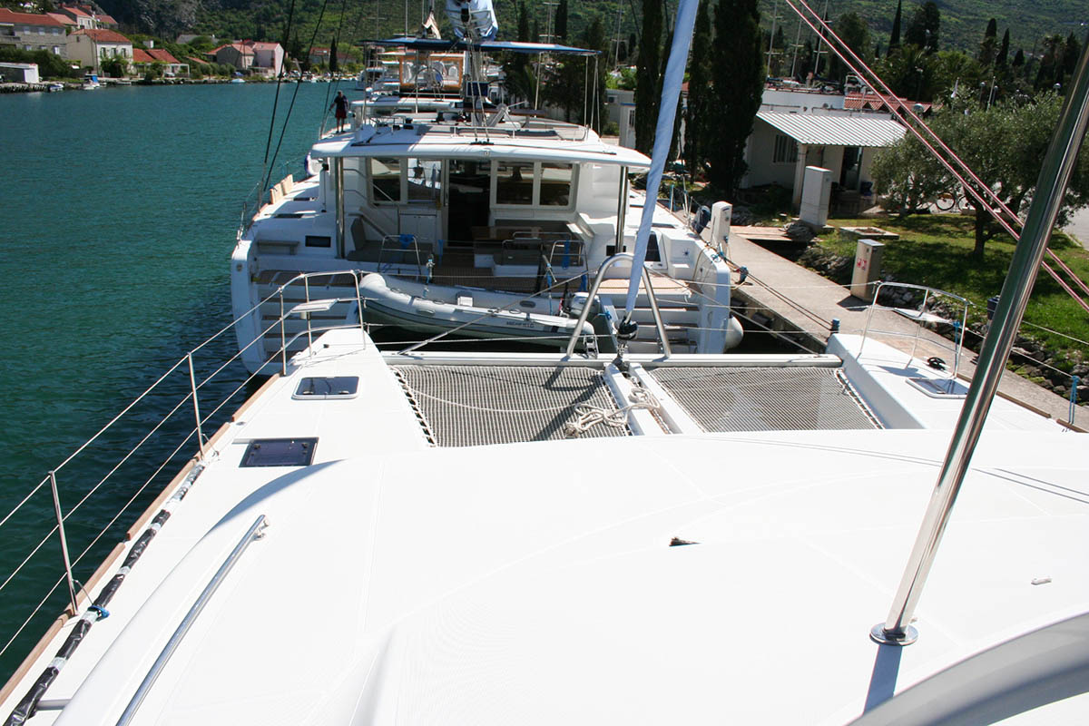 Photo #9 - Lagoon 52 F - 5 + 2 cab. (Saga) in Dubrovnik - 41612
