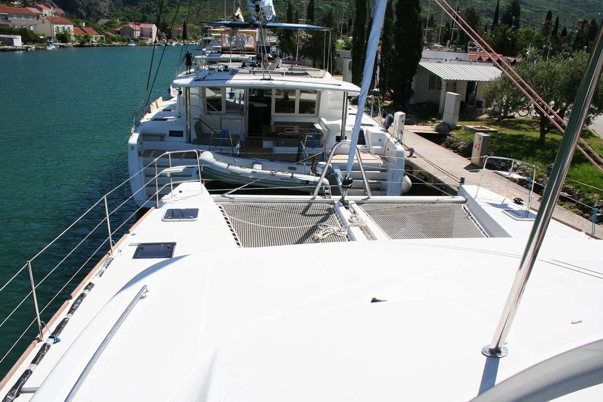Lagoon 52 F - 5 + 2 cab. (Saga)  - 8
