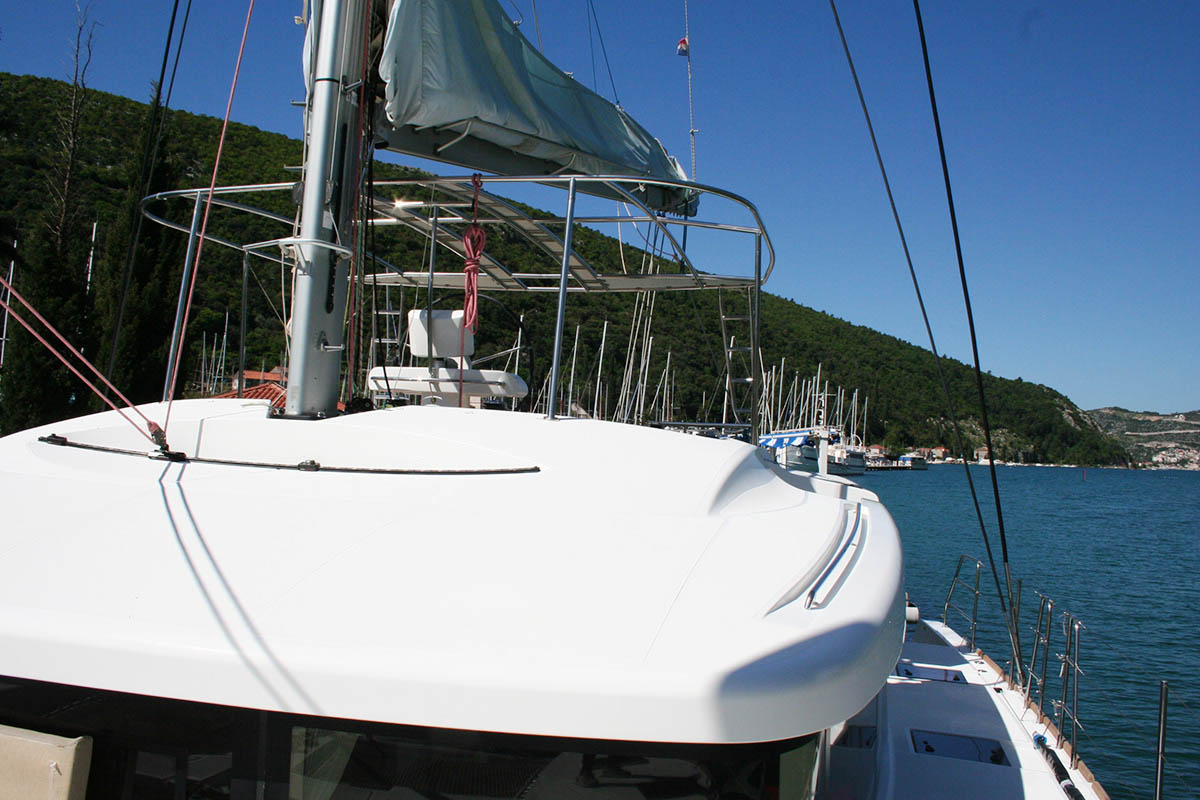 Photo #12 - Lagoon 52 F - 5 + 2 cab. (Saga) in Dubrovnik - 41612