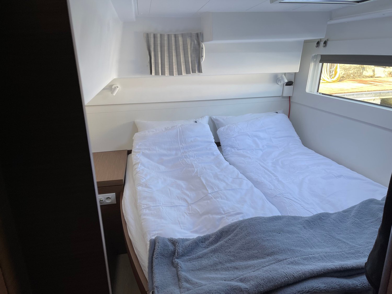 Photo #20 - Lagoon 40 - 4 + 2 cab (Arctic Charm) in Tromso - 41620