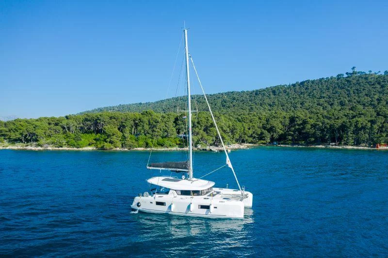 Lagoon 42 - 4 + 2 cab. (Brattia)  - 2