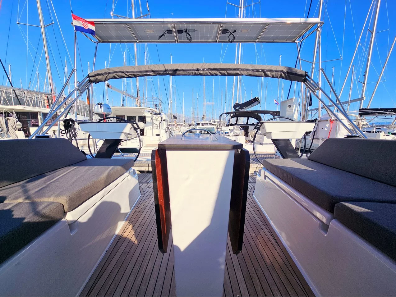 Dufour 44 - 4 cab (Adagio)  - 12