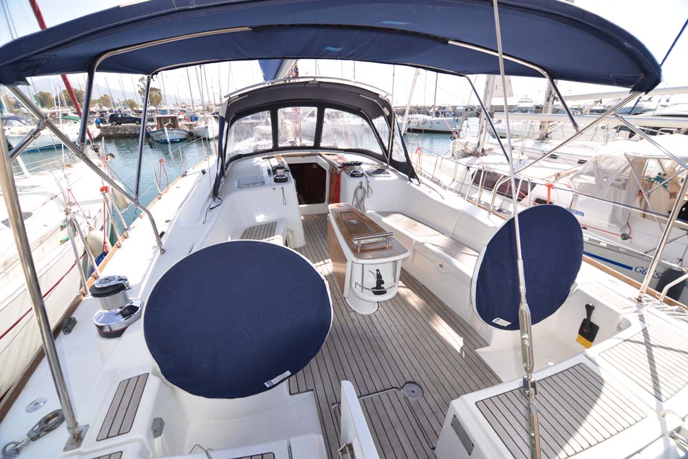 Photo #8 - Oceanis 54 - 4 + 1 cab. (Captain John) en Salamina - 41792