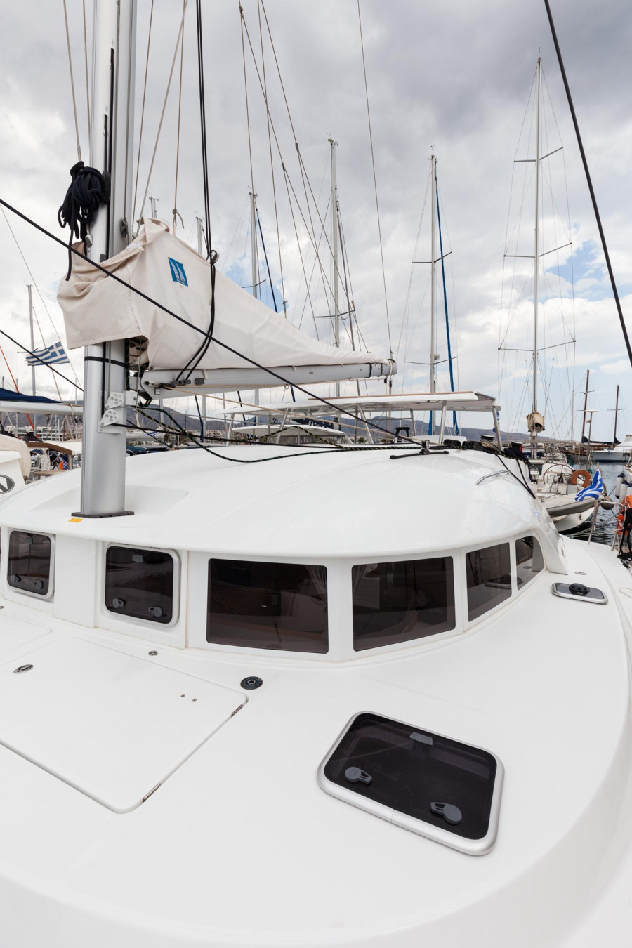 Photo #7 - Lagoon 380 S2 - 4 + 2 cab. (Thalassaki) in Atene - 41795