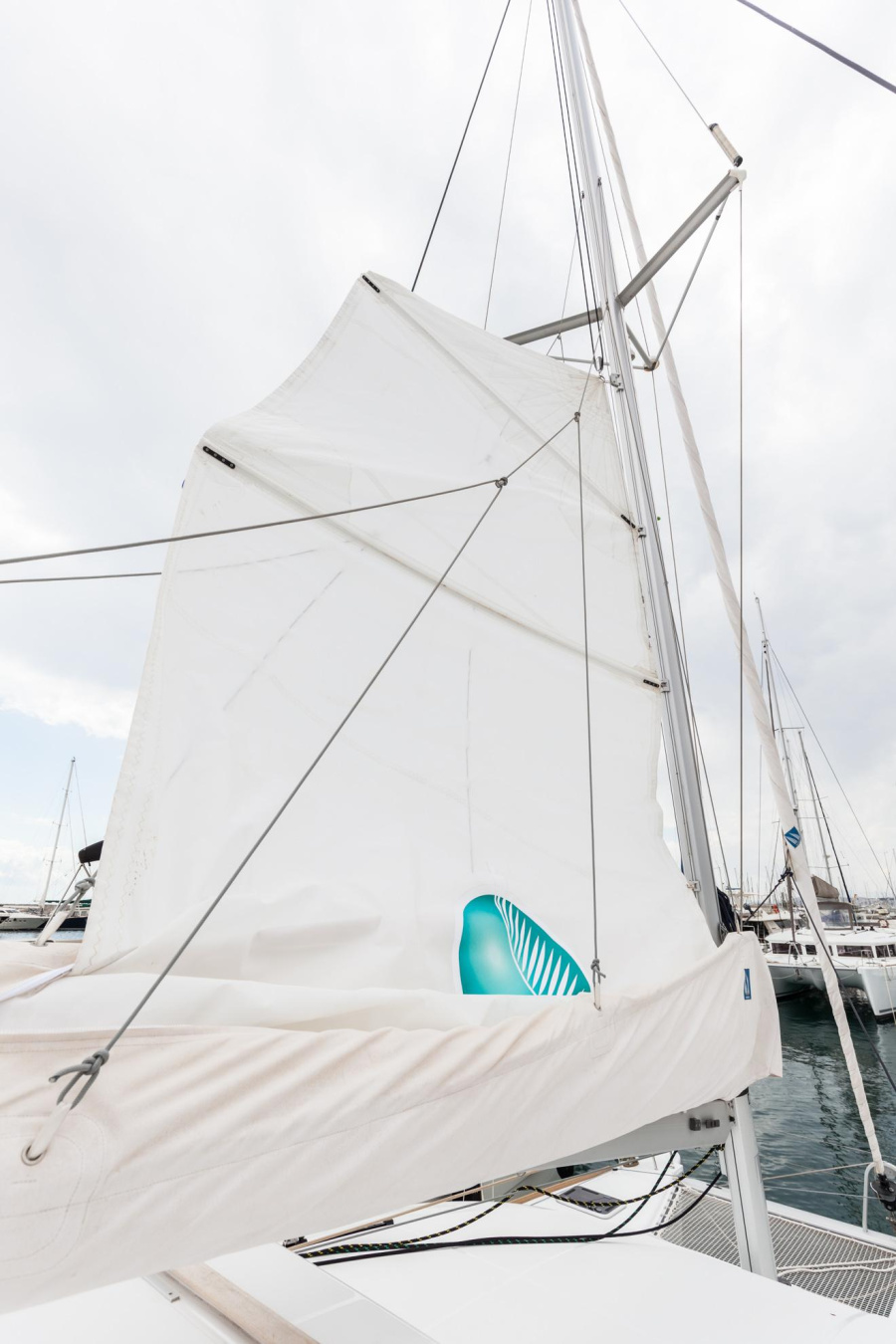 Photo #9 - Lagoon 380 S2 - 4 + 2 cab. (Thalassaki) in Atene - 41795