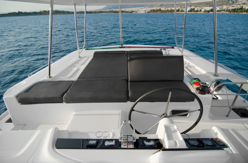 Photo #5 - Lagoon 46 - 4 + 2 cab. (Golden Promise) en Athènes - 41799