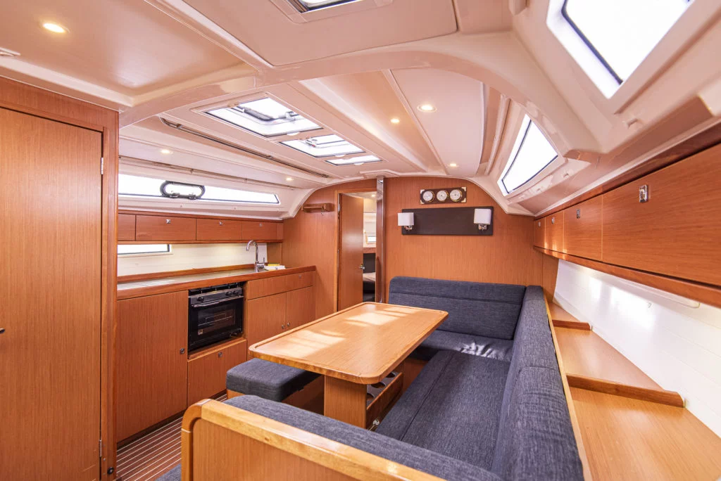 Bavaria Cruiser 41 - 3 cab. (Libeccio)  - 3