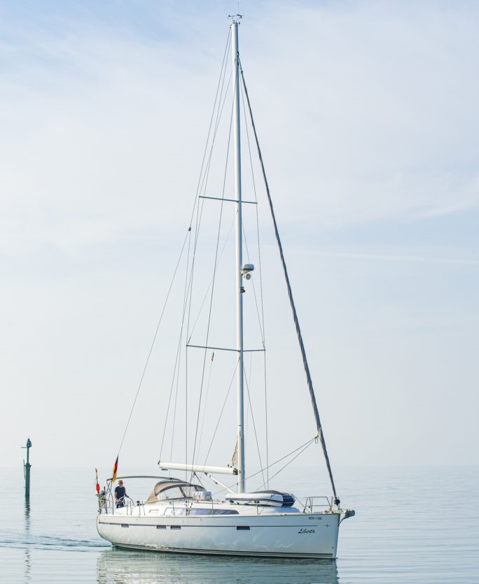 Photo #3 - Bavaria Cruiser 46 - 4 cab. (Libertà) en San Vincenzo - 41833