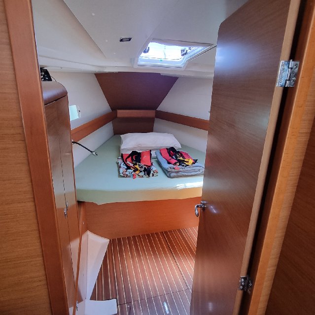 Photo #6 - Sun Odyssey 419 - 3 cab. (Mastina) in San Vincenzo - 41840