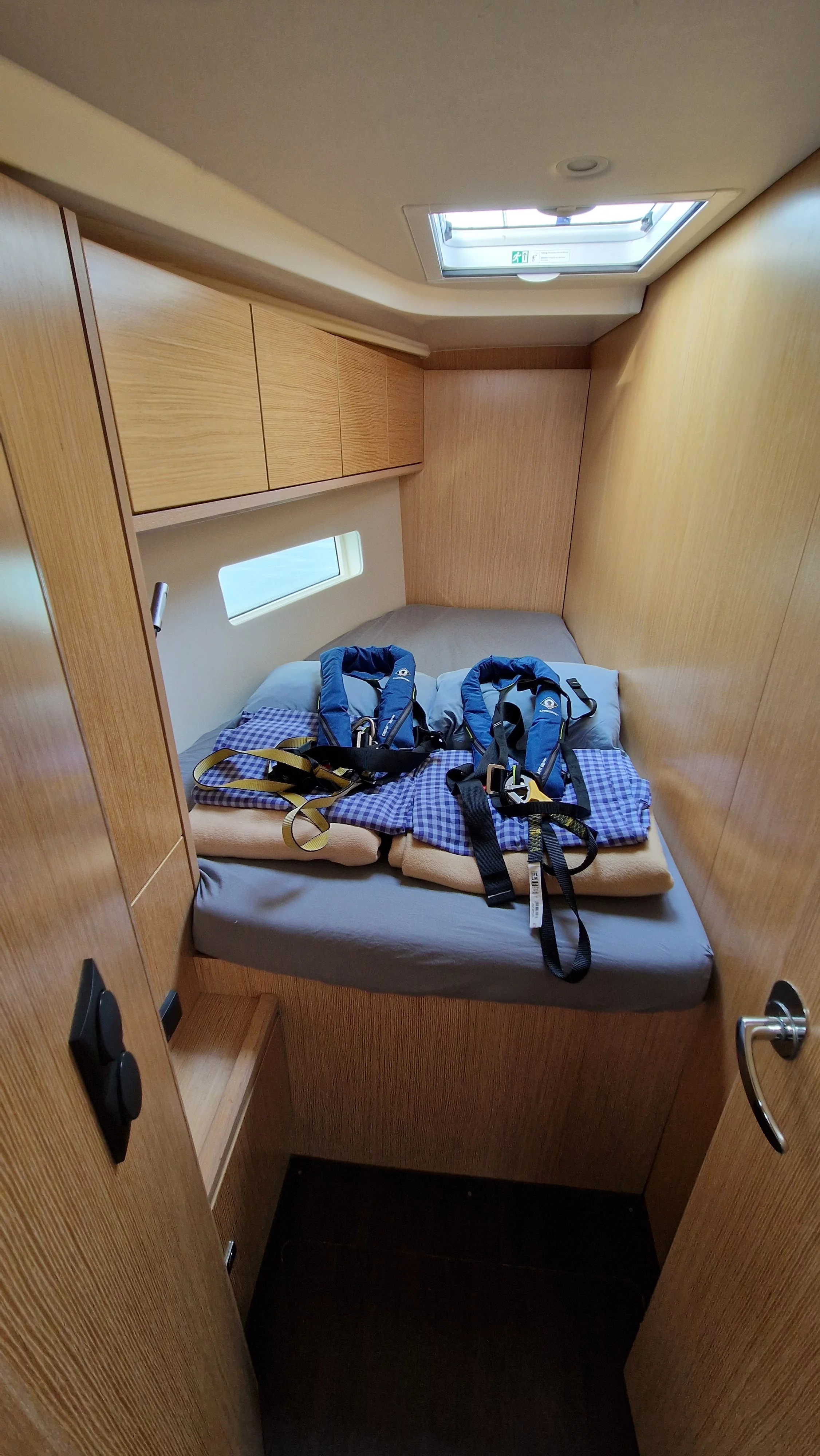 Bavaria C45 Holiday (Lush Life)  - 17