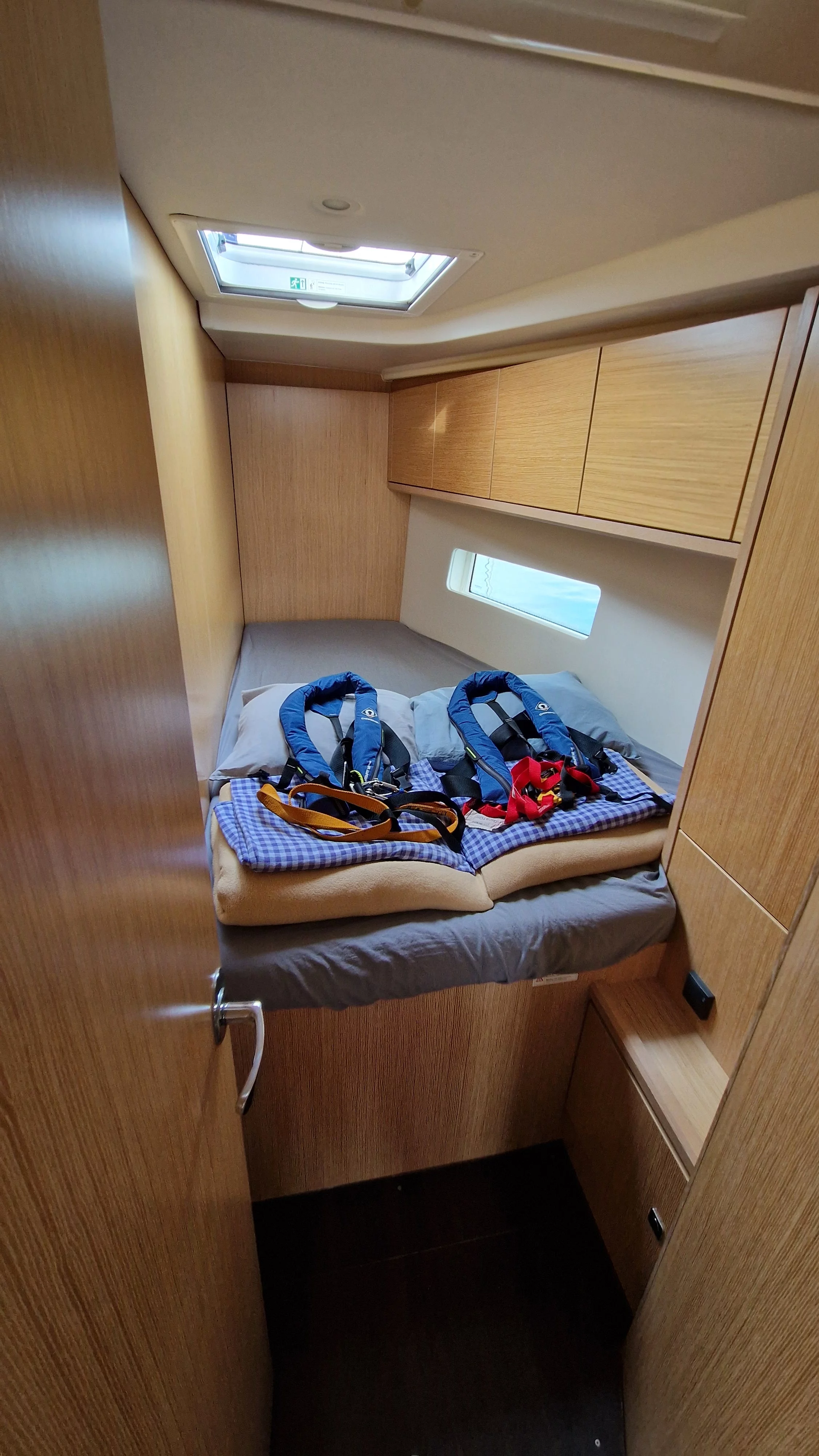 Bavaria C45 Holiday (Lush Life)  - 18
