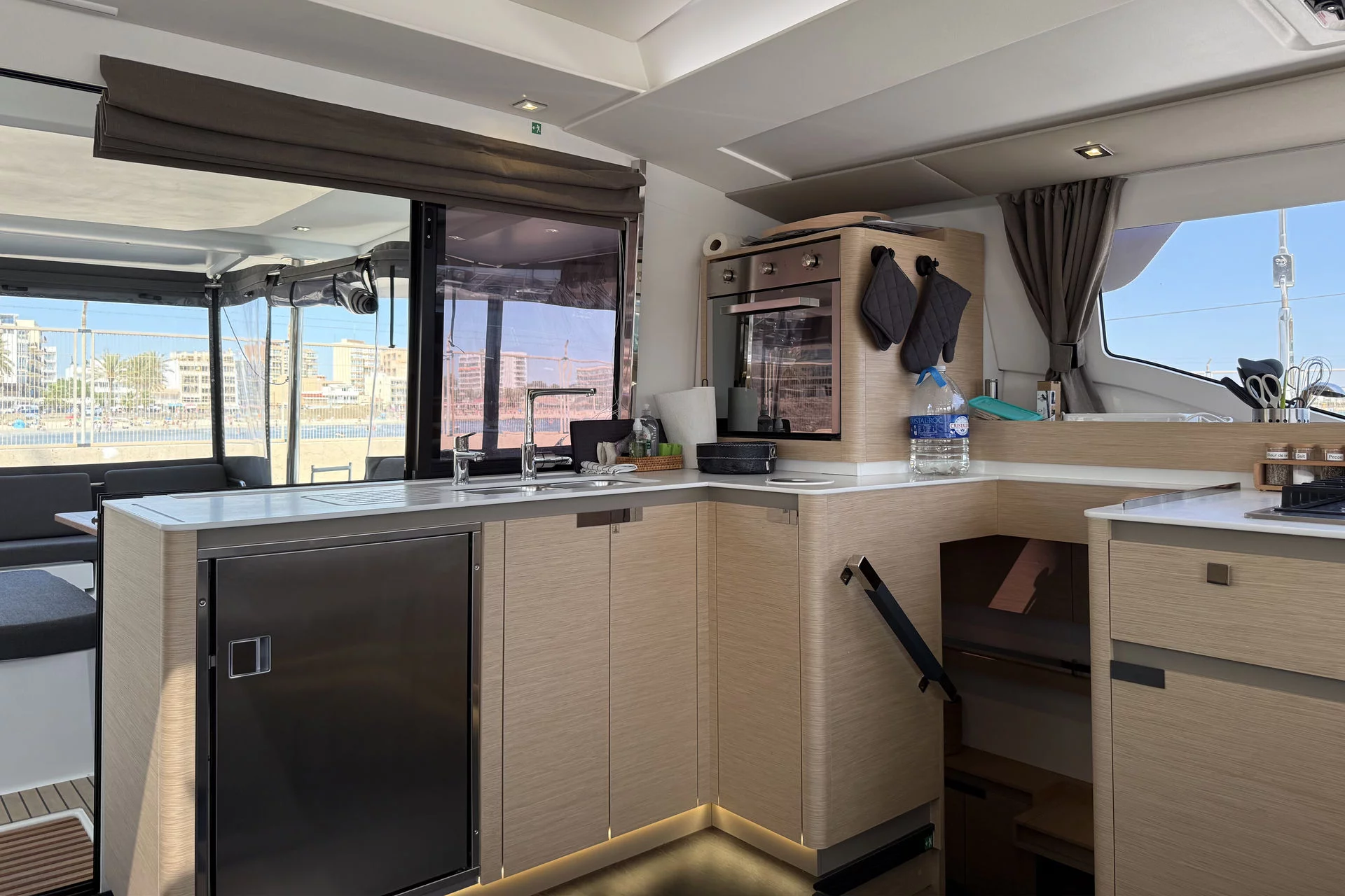 Fountaine Pajot Elba 45 - 3 cab. (Yara)  - 16