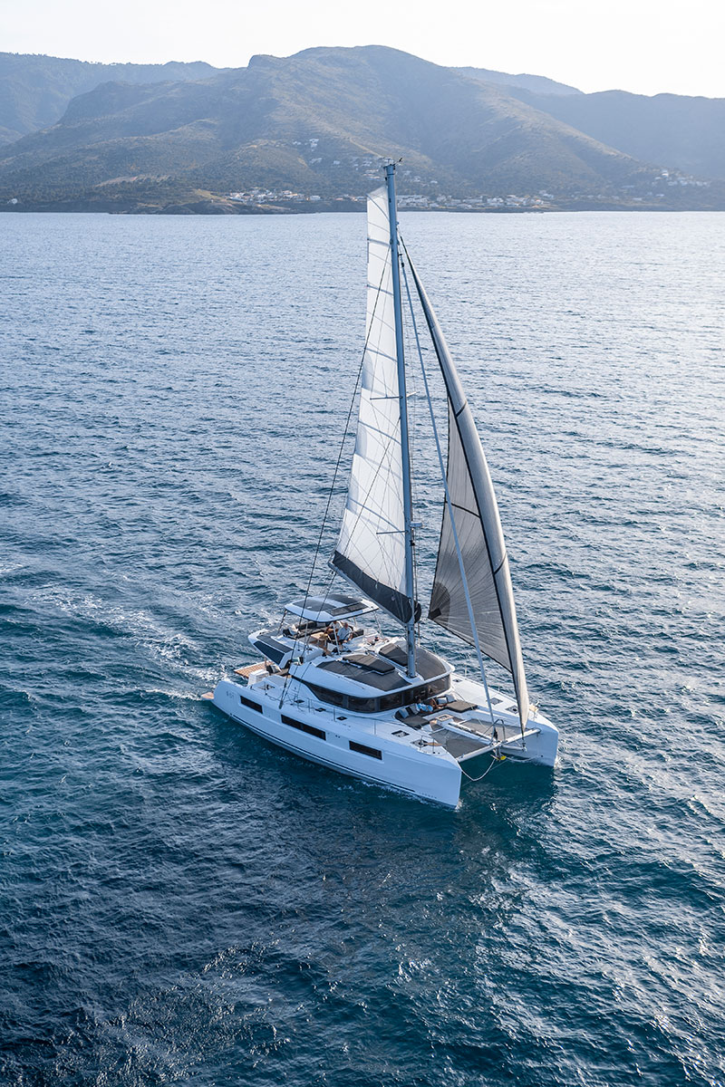 Photo #9 - Lagoon 51 - 6 + 2 cab. (Moonshadow) in Trogir - 41892